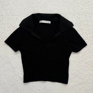 Black Collar Crop Top